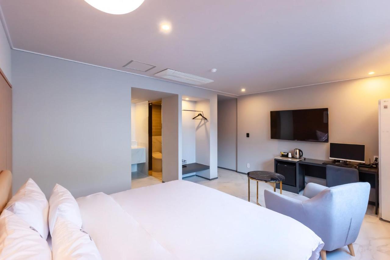 Browndot Hotel Sasang Renecite Busan Exterior photo